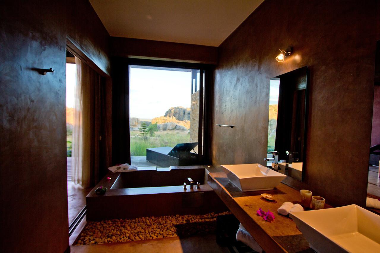 Isalo Rock Lodge Ranohira Εξωτερικό φωτογραφία